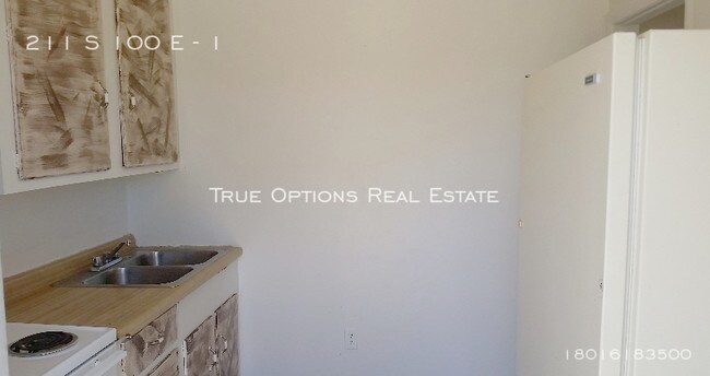 Building Photo - 211 S 100 E
