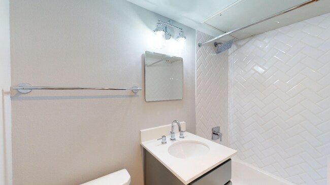 Foto del edificio - 4400 San Jacinto St