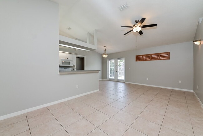 Building Photo - 4726 69th Ct E