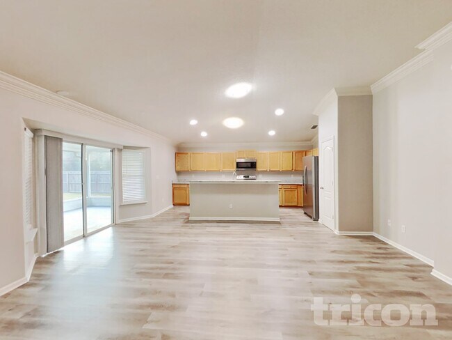 Foto del edificio - 757 Martin Lakes Dr E