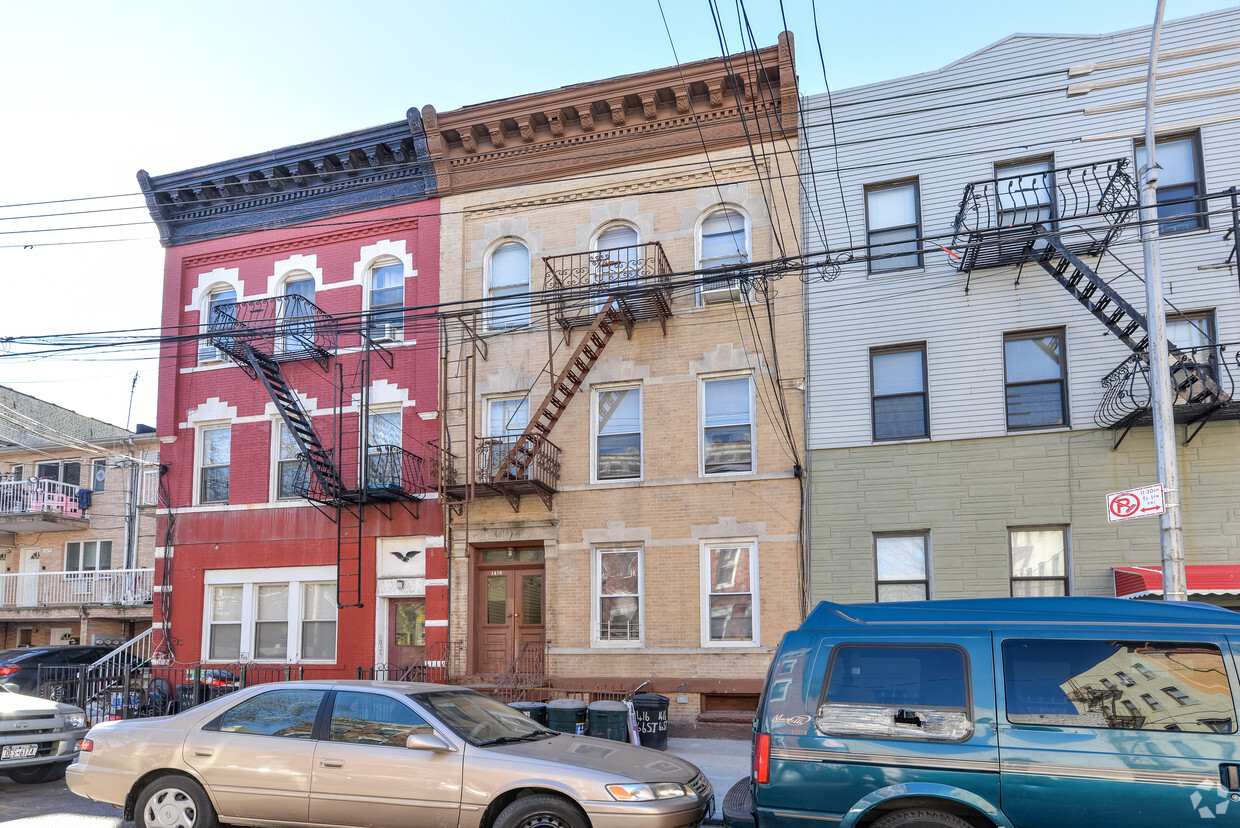 Building Photo - 1416 66th St