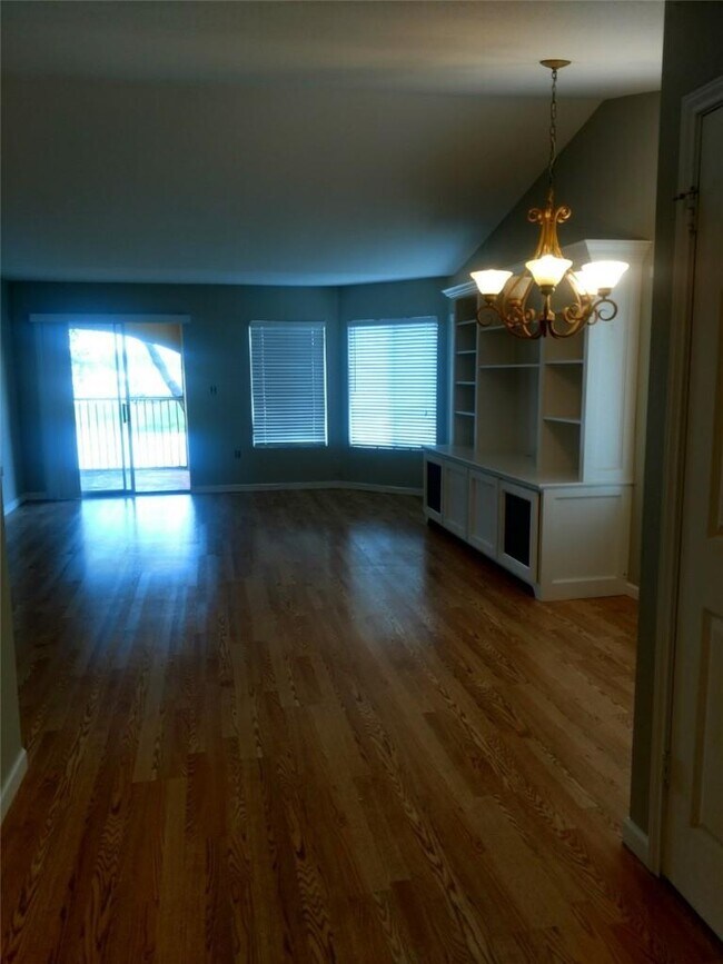 Foto del edificio - 2321 NW 33rd St