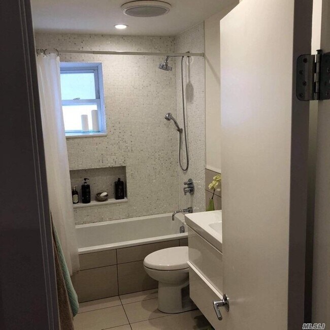 Foto del edificio - 339 Grandview Ave