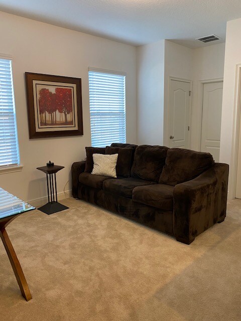 Building Photo - 6560 Calamondin Dr