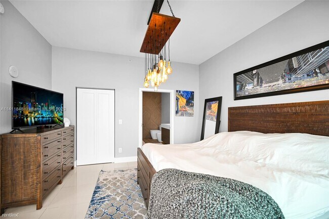 Building Photo - 2 br, 2 bath Condo - 888 Biscayne Blvd Apt...