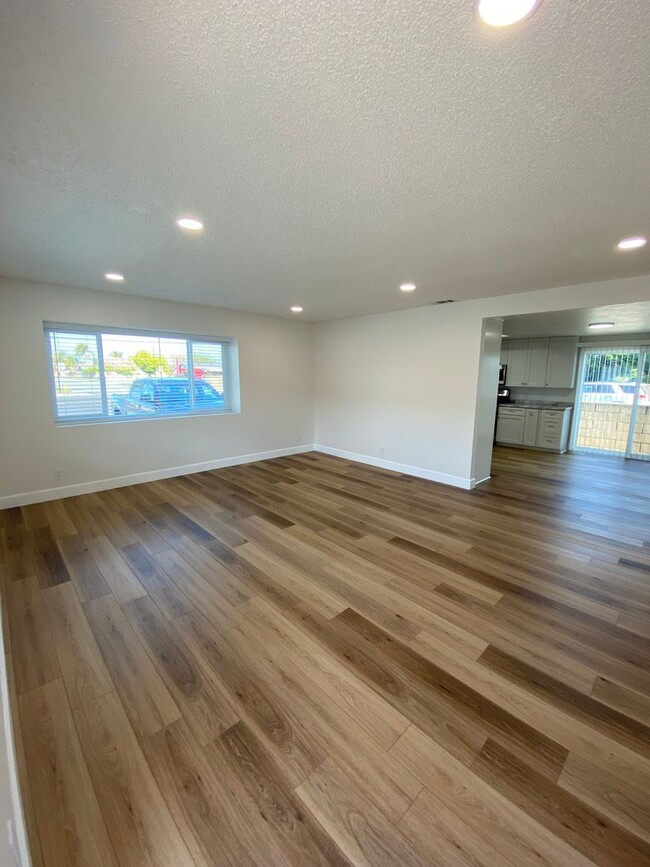 Foto del edificio - Completely Remodeled 3 Bedroom Cypress Hou...
