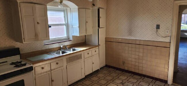 Foto del edificio - 8506 Drury Ln