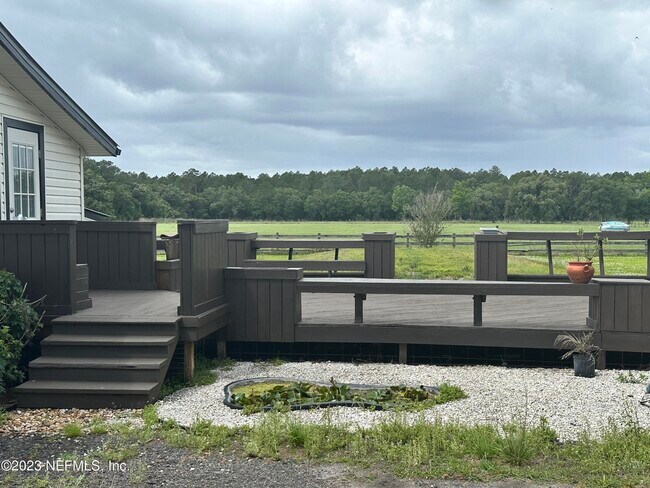 Foto del edificio - 9465 Cowpen Branch Rd