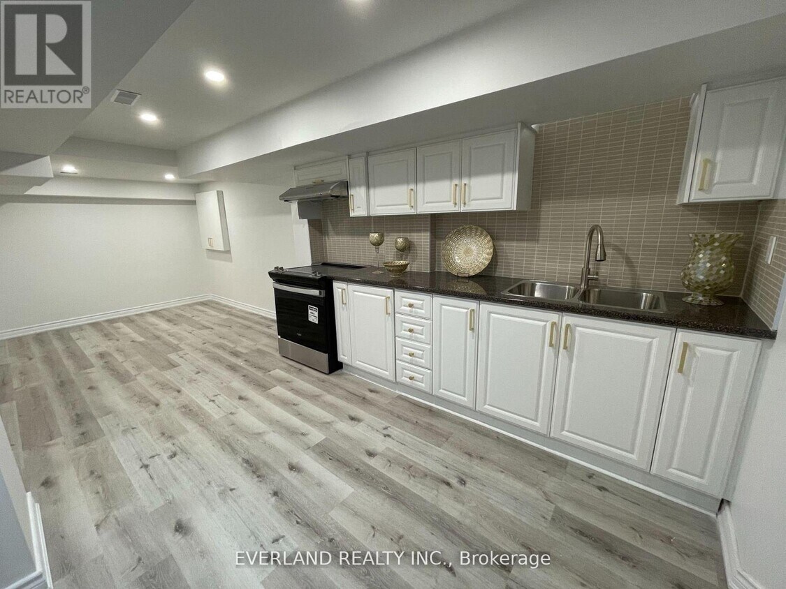 30 Dunwell Crescent, Ajax, ON L1T 0A2 House for Rent in Ajax, ON