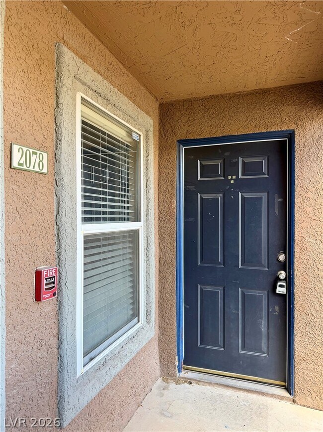 Foto del edificio - 555 E Silverado Ranch Blvd