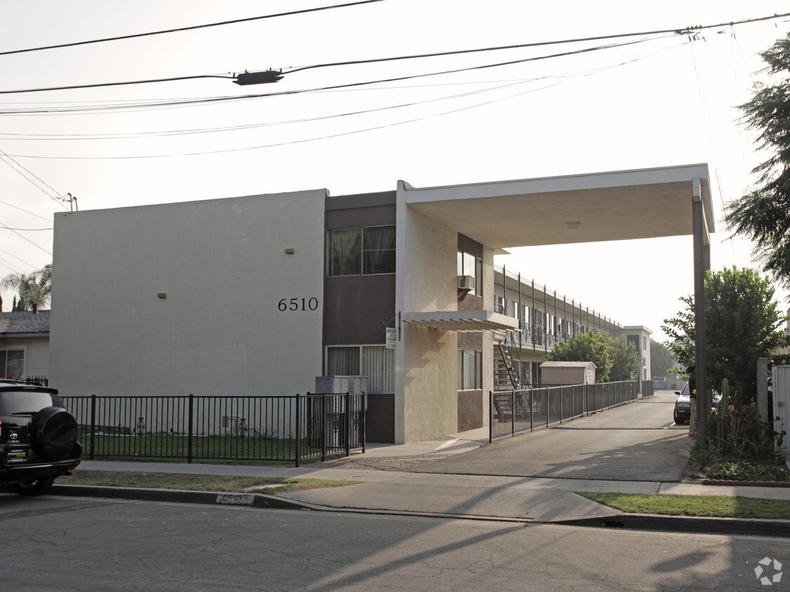 Primary Photo - 6510 Flora Ave