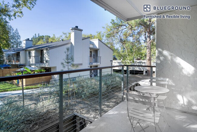 Foto del edificio - 350 Sharon Park Dr