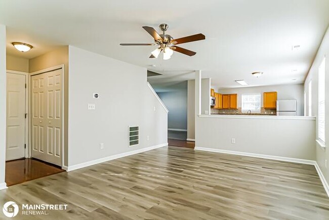 Building Photo - 4201 Springfield Creek Dr, Raleigh, NC 27616