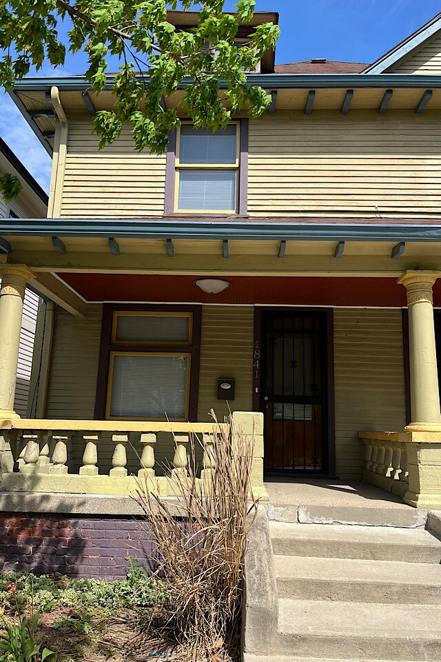 Building Photo - 1841 N Talbott St