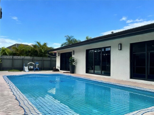 Foto del edificio - 11104 SW 139th Ct