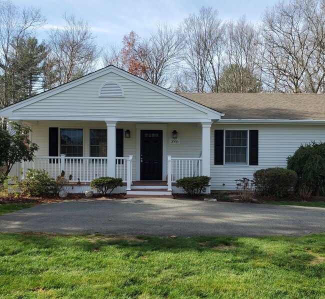 Photo - 396 Forest St House