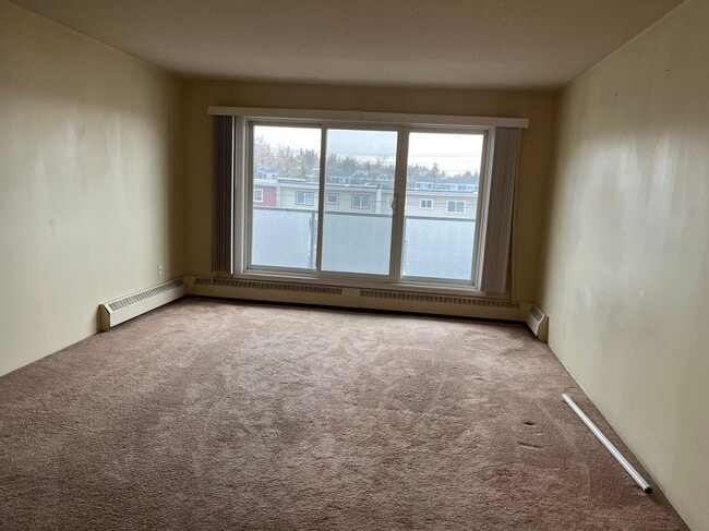 Building Photo - 1 Bed 1 Bath Unit in Calgary, AB