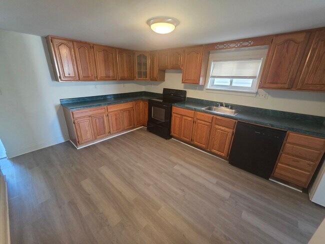 Foto del edificio - 47 Oakwood Ave