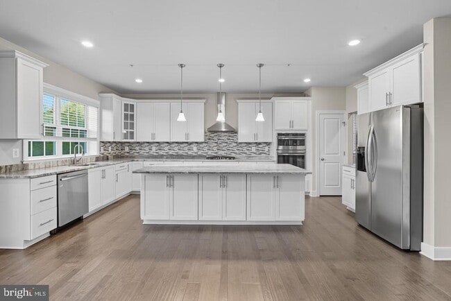 Foto del edificio - 12912 Brickyard Blvd