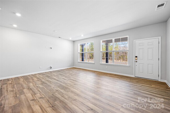 Building Photo - 7832 Nelson Rd