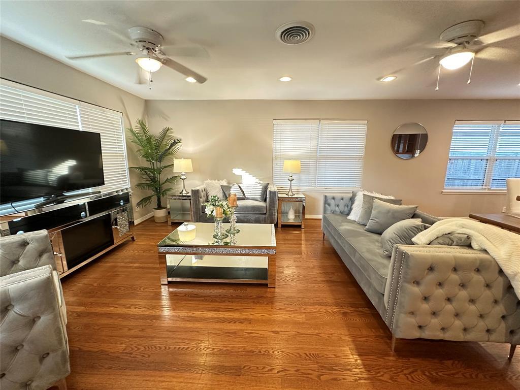 Primary Photo - 4005 Nenana Dr