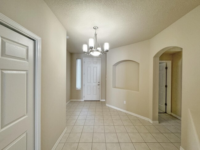 Building Photo - 4319 Summer Hill Ln NW