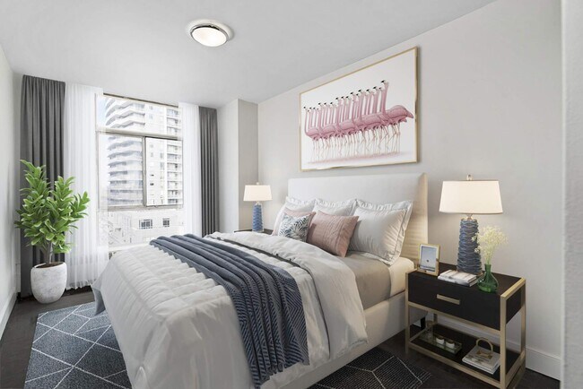 Photo du bâtiment - 100 Cosburn Ave