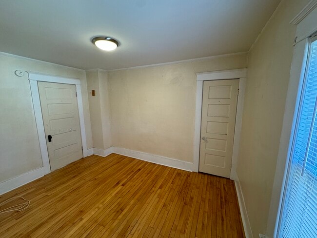 Building Photo - 7 Elizabeth St