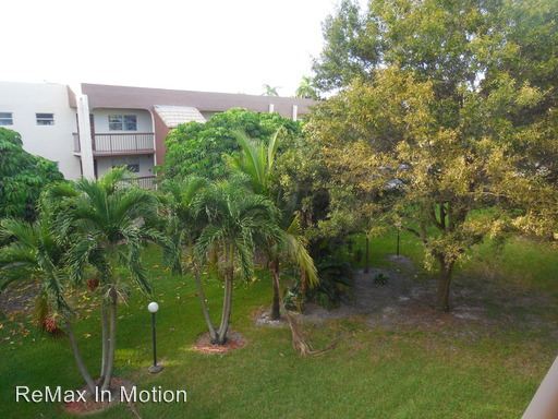 Building Photo - 7000 Nova Dr