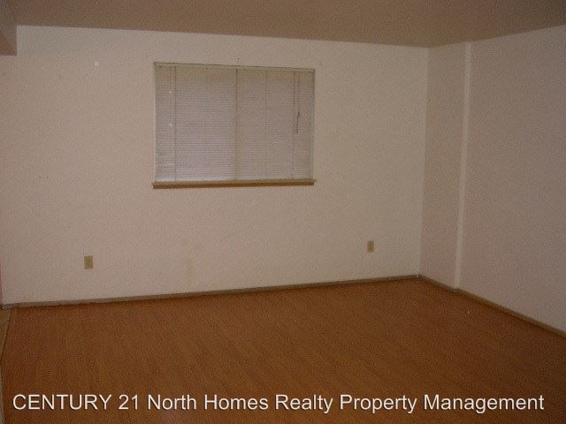 Building Photo - 5002 84th St NE