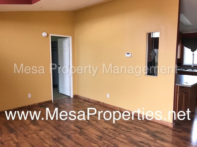 Building Photo - 10424 Merito Rd