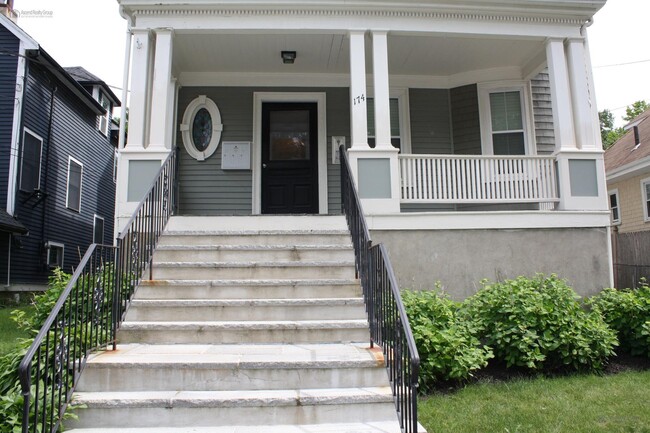 Building Photo - 174 Grampian Way
