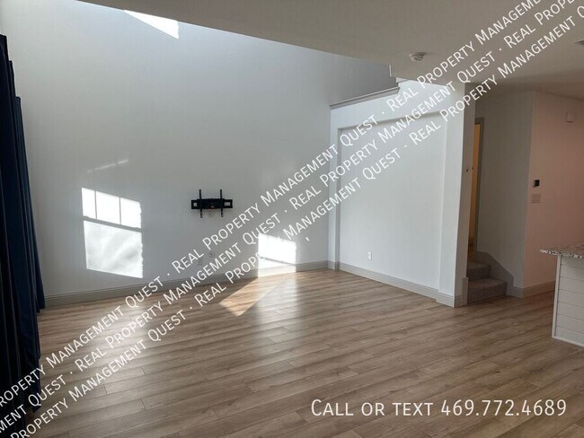 Foto del edificio - 4553 Cypress Thorn Dr
