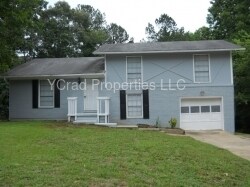 Foto principal - 8894 Ashwood Dr