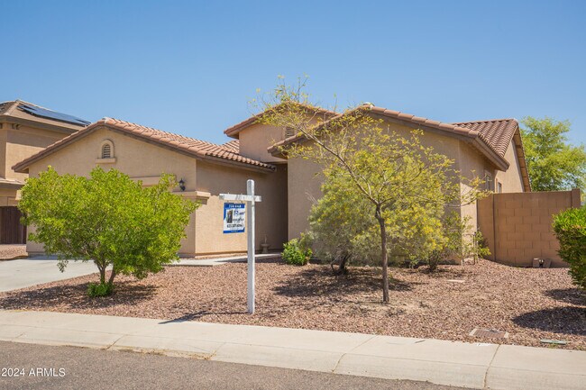 Building Photo - 575 S 219th Dr