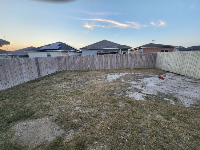 Building Photo - 1019 Tesoro Hills