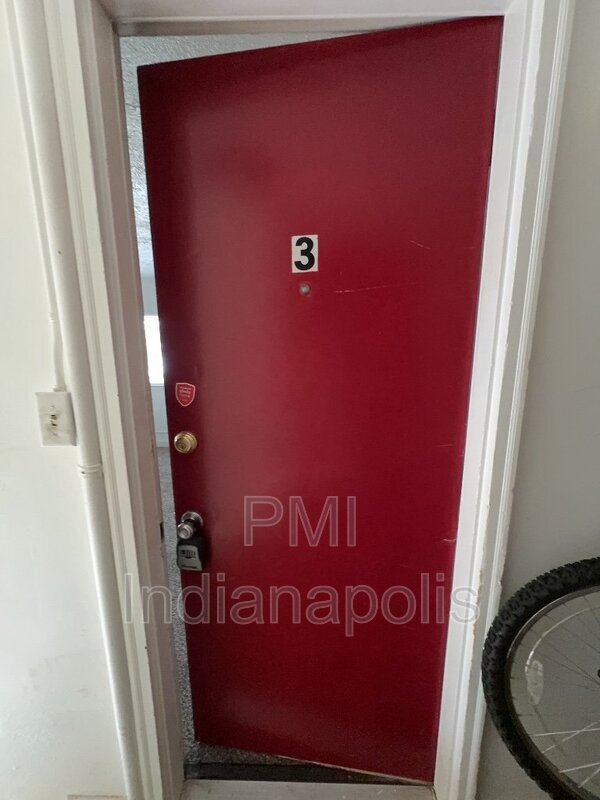 1311 E 11th St Unit 3, Muncie, IN 47302 Condo for Rent in Muncie, IN