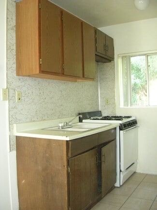 Building Photo - 522 W Howe St