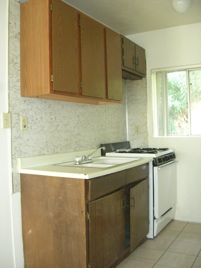Building Photo - 522 W Howe St