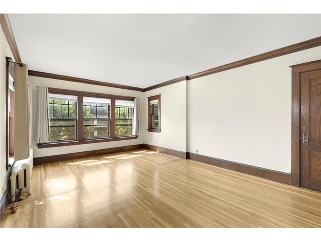 Building Photo - 971 Goodrich Ave