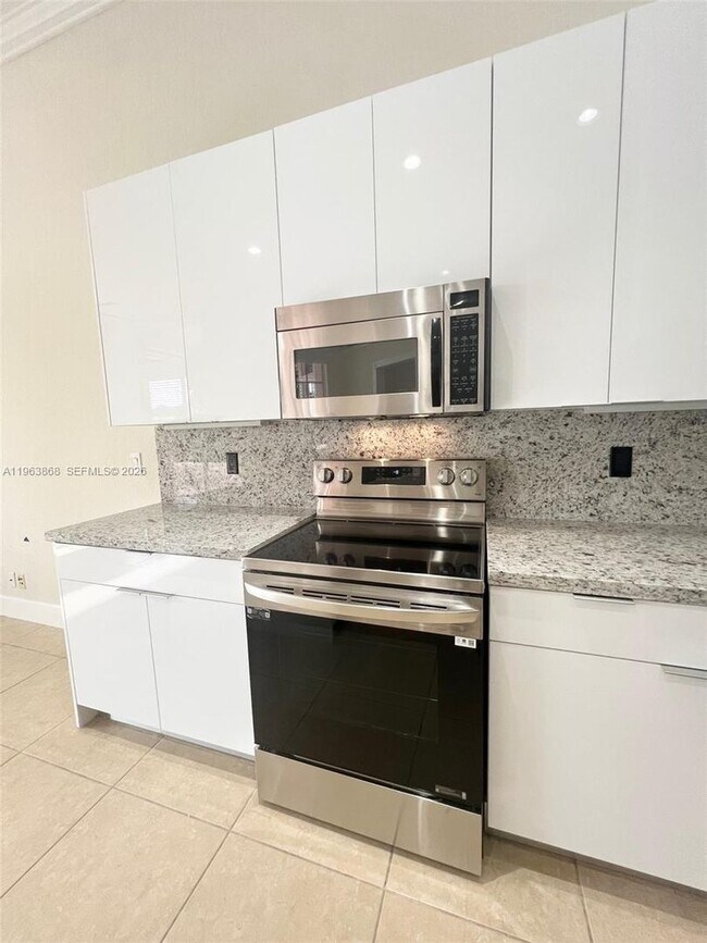 Building Photo - 1210 Leeward Way