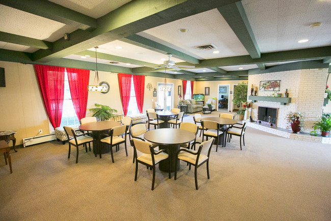 Community Room - Forest Meadows Villas / 55 & Older Community