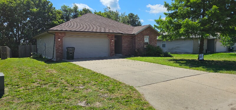 Foto principal - 450 S Elgin Ave