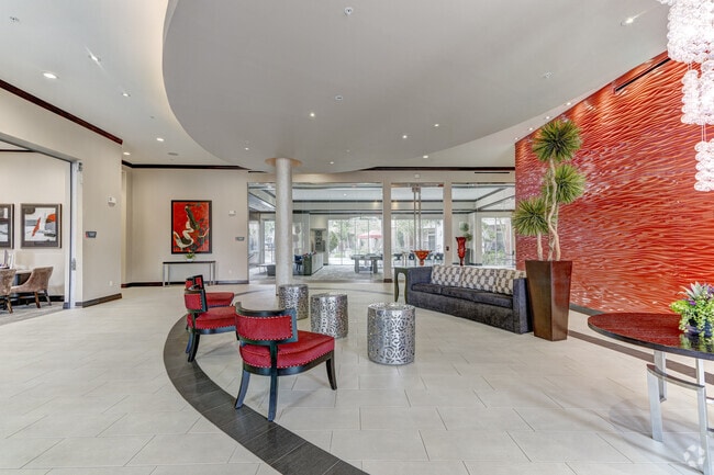 Lobby - Domain on the Parkway