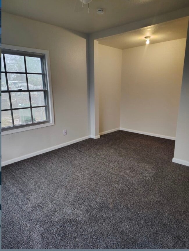 Foto del edificio - 7716 Appleton St