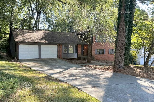 Building Photo - 2850 Shiloh Way