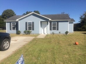 Building Photo - 104 Stallings Ct
