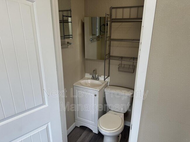 Foto del edificio - 1263 US-2