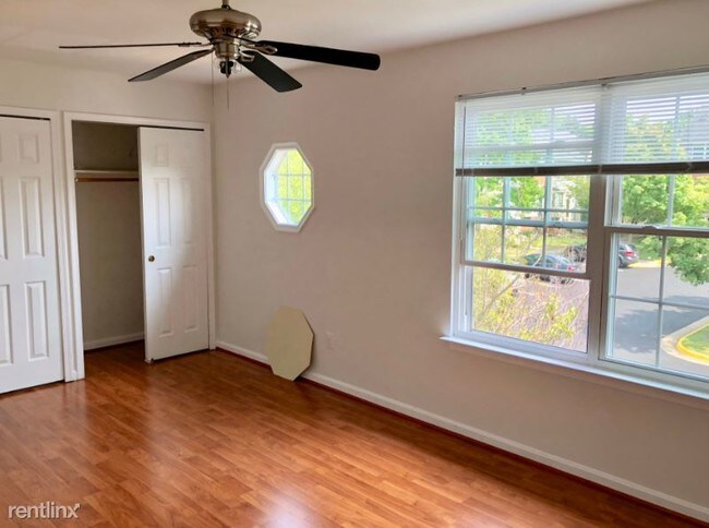 Building Photo - 3 br, 4 bath Townhome - 13840 Rampant Lion Ct