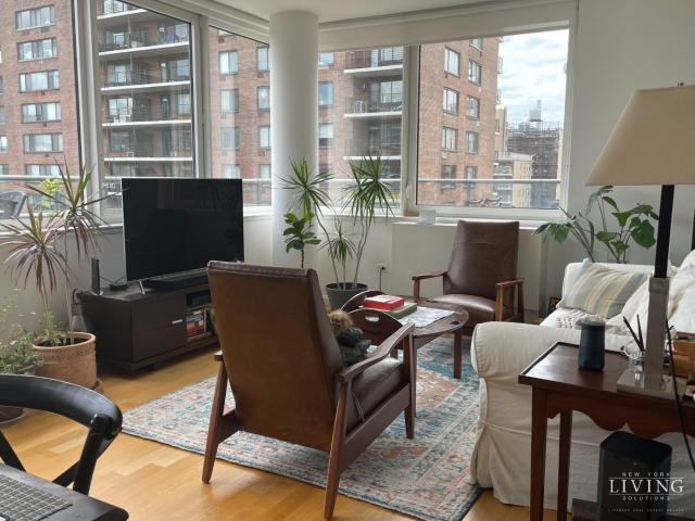 Foto principal - 3 bedroom in NEW YORK NY 10025